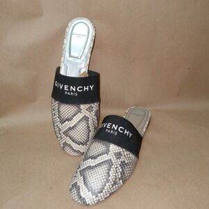 GIVENCHY Gray SNAKESKIN BEDFORD MULE Black Logo EU 39  US 9* PYTHON Flat    2902